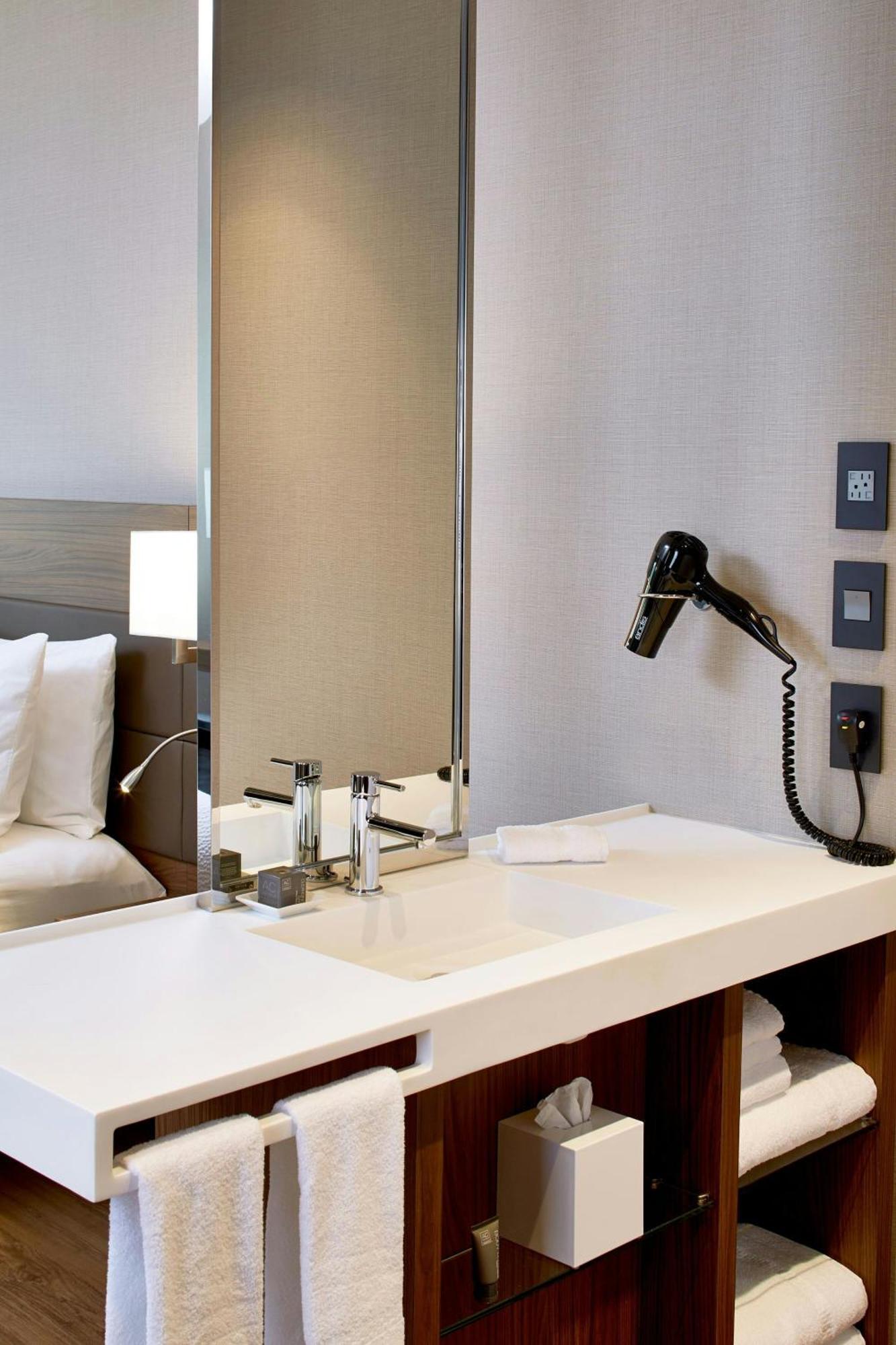 Ac Hotel By Marriott Atlanta Buckhead At Phipps Plaza Exterior photo