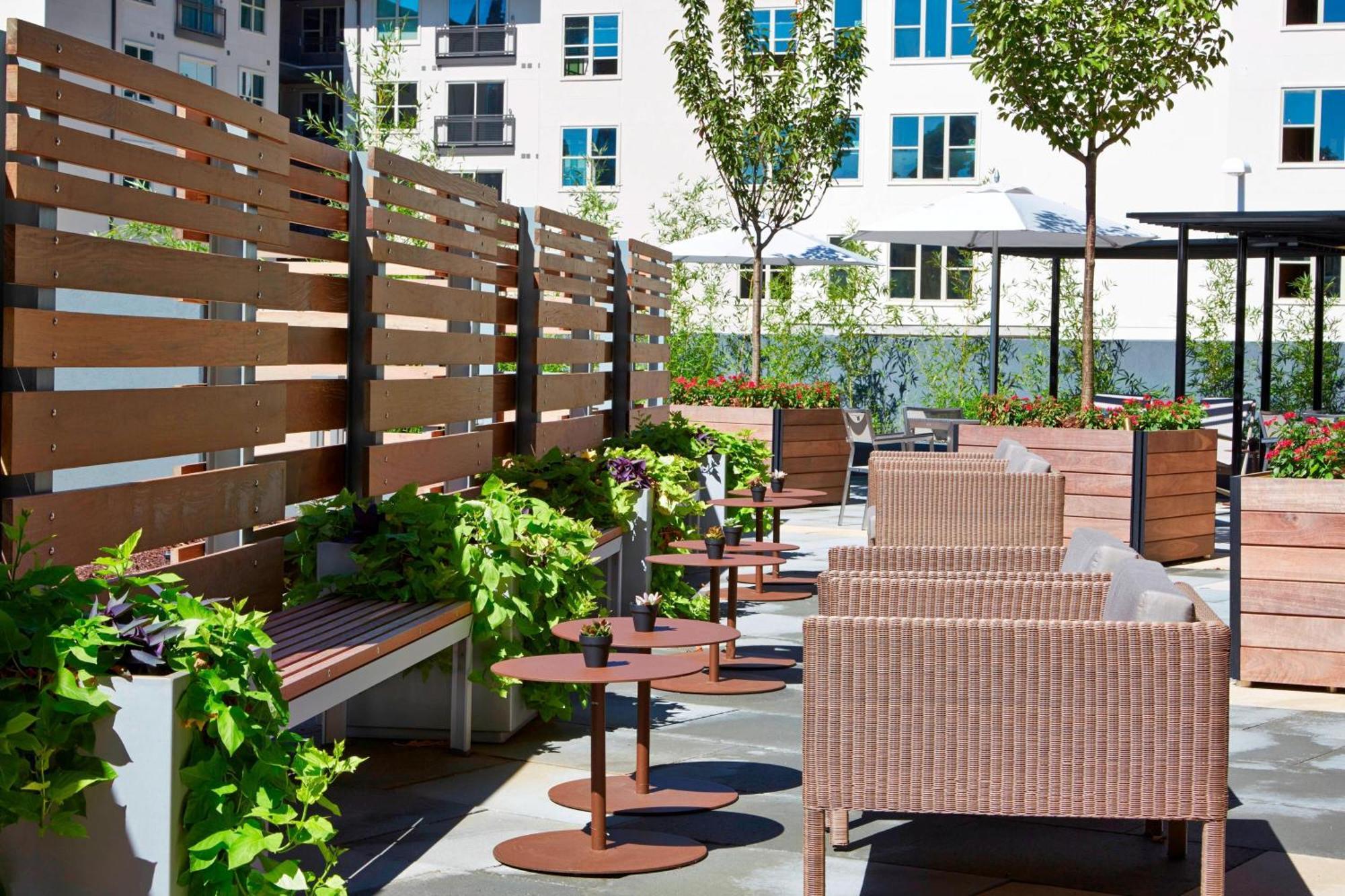 Ac Hotel By Marriott Atlanta Buckhead At Phipps Plaza Exterior photo